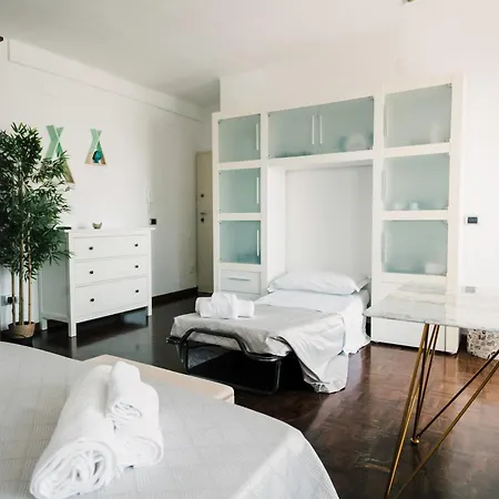 - With Sea View - Apartment Bari