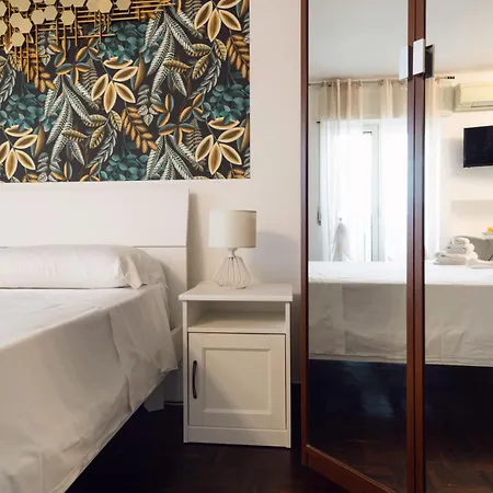 - With Sea View - Apartment