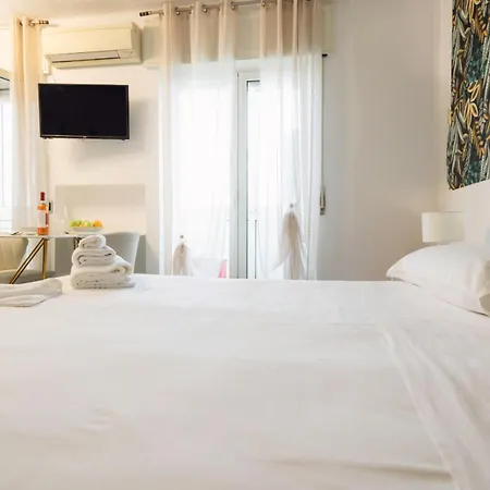 - With Sea View - Apartment Bari